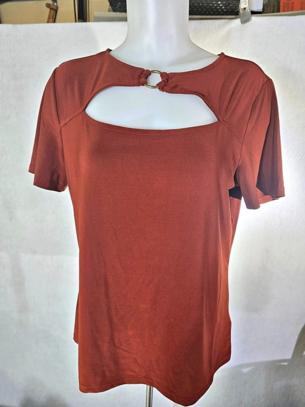 Luxology Cutout Short Sleeve Top in Red NWT